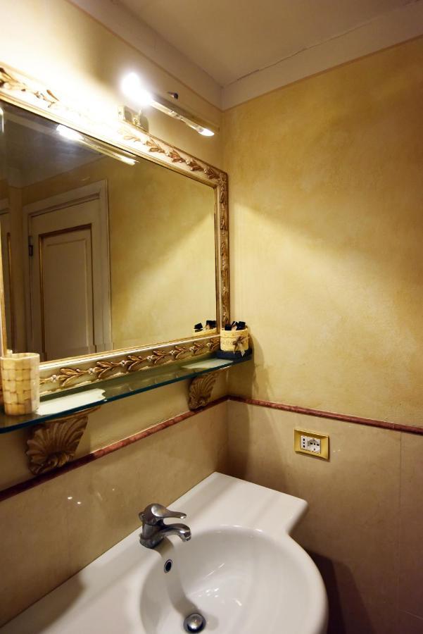 Italian Experience-suite Medici Apartment *